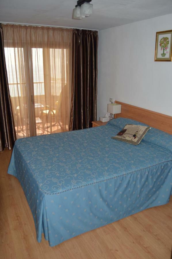 Apartment First Line Beach إل كامبيلو المظهر الخارجي الصورة