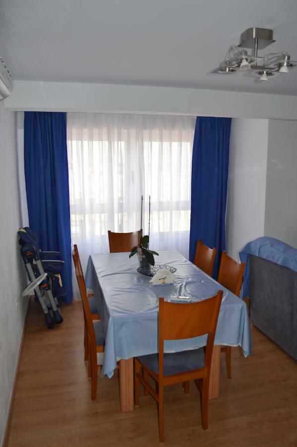 Apartment First Line Beach إل كامبيلو المظهر الخارجي الصورة